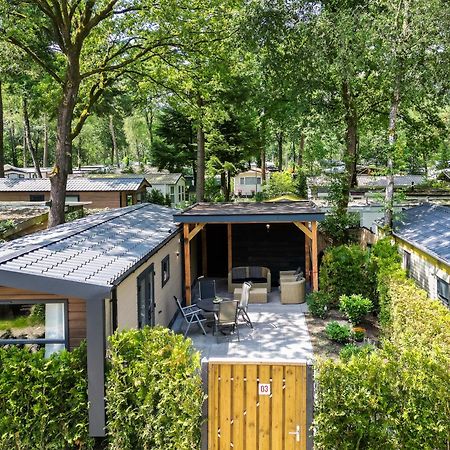 Veluwe Hoenderloo Luxury Chalet With Private Sauna And Hot Tub - Swimming Pool Tennis Court Supermarket Bowling Alley Theatre And Entertainment For Children Zewnętrze zdjęcie