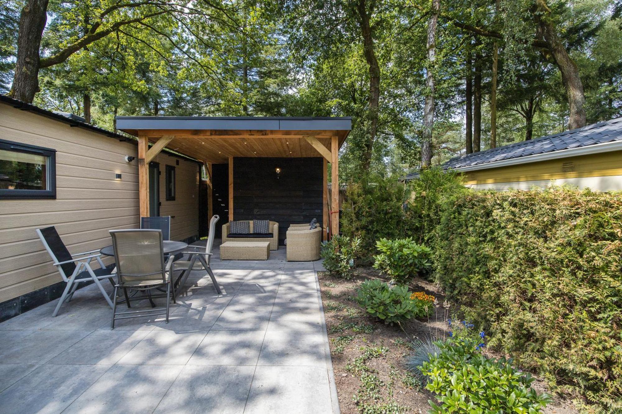 Veluwe Hoenderloo Luxury Chalet With Private Sauna And Hot Tub - Swimming Pool Tennis Court Supermarket Bowling Alley Theatre And Entertainment For Children Zewnętrze zdjęcie